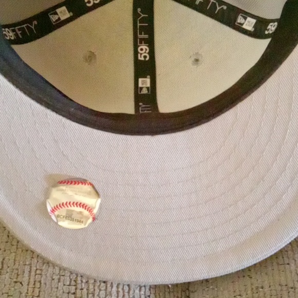 Men's hat - Picture 3 of 4